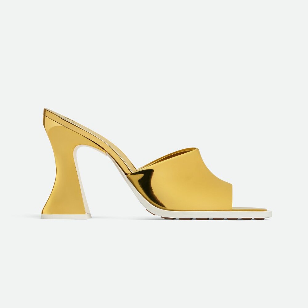 Bottega Veneta "Cha-Cha" Mules in Gold, size 39 (fits like 8.5)